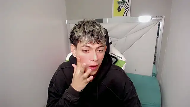 Snapshot of Yosepp_cum chatting on 8, 7, 2026 Yosepp cum online show from 8, 7, 2026