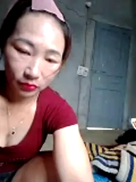 Snapshot of Tieuthu2 chatting on 27, 4, 2026 Tieuthu2 online show from 27, 4, 2026