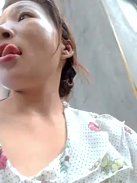 Snapshot of Tieuthu2 chatting on 5, 6, 2026 Tieuthu2 online show from 5, 6, 2026