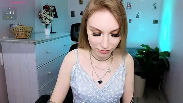 MilaDuales online show from 5, 5, 2026