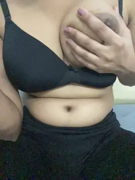Snapshot of miss__sonam chatting on 13, 7, 2026 miss sonam online show from 13, 7, 2026