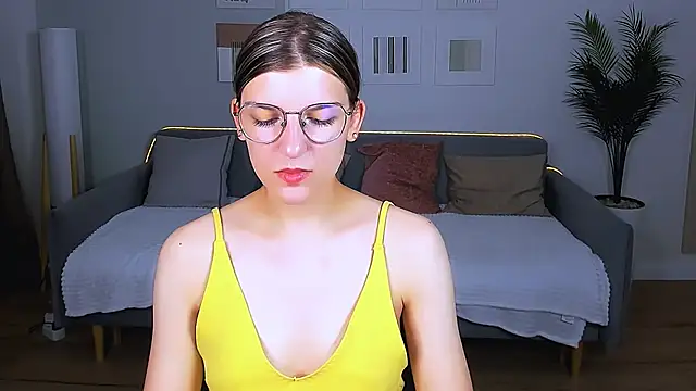 Snapshot of AnnaThorne chatting on 3, 6, 2026 AnnaThorne online show from 3, 6, 2026