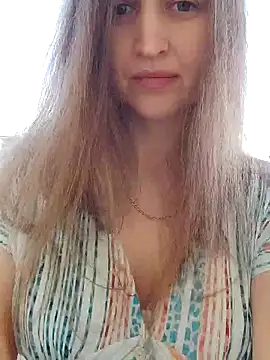 irresistibelle online show from 7, 5, 2026