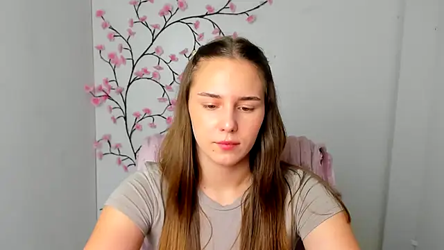 Snapshot of Kyara_ra chatting on 3, 8, 2026 Kyara ra online show from 3, 8, 2026