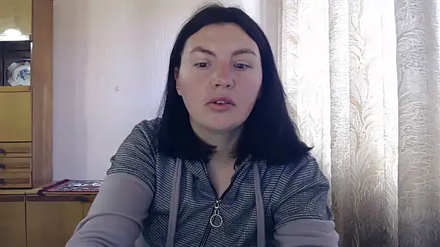 AlinaxJames online show from 24, 4, 2026