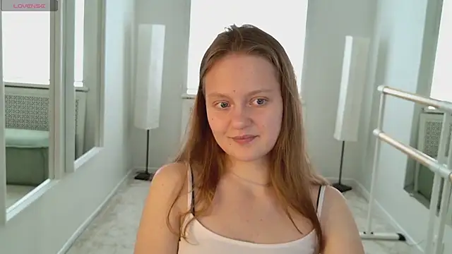Snapshot of French_Fry chatting on 29, 6, 2026 French Fry online show from 29, 6, 2026