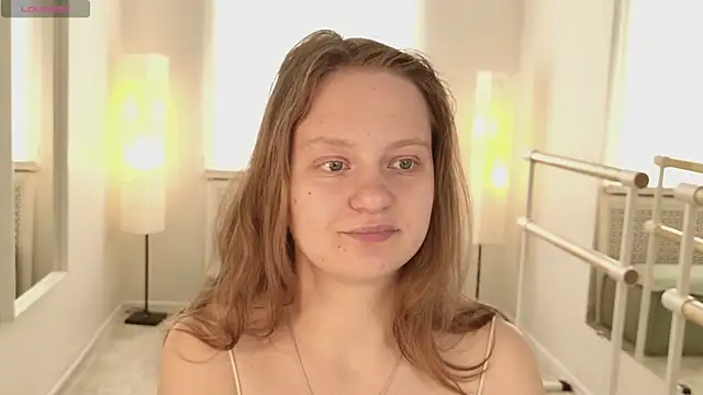 Snapshot of French_Fry chatting on 5, 7, 2026 French Fry online show from 5, 7, 2026