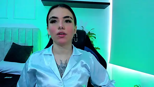 Snapshot of isabella_hv chatting on 27, 6, 2026 isabella hv online show from 27, 6, 2026