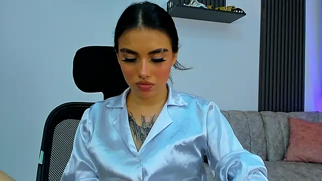 Snapshot of isabella_hv chatting on 14, 7, 2026 isabella hv online show from 14, 7, 2026