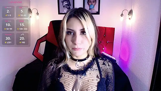Snapshot of aliceinflames chatting on 6, 5, 2026 aliceinflames online show from 6, 5, 2026