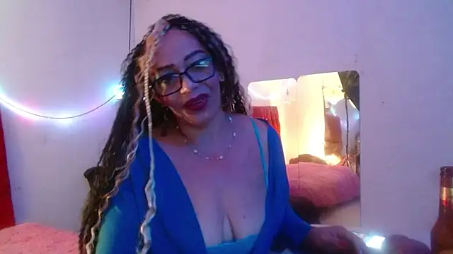 Snapshot of Sweet-Mommy-Milf chatting on 29, 5, 2026 Sweet-Mommy-Milf online show from 29, 5, 2026