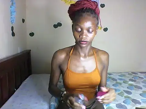 Snapshot of LunaNior chatting on 12, 6, 2026 LunaNior online show from 12, 6, 2026