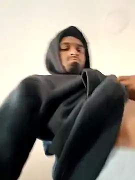 Maniac42024 online show from 18, 4, 2026