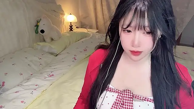 SweetButWildbaby online show from 10, 5, 2026