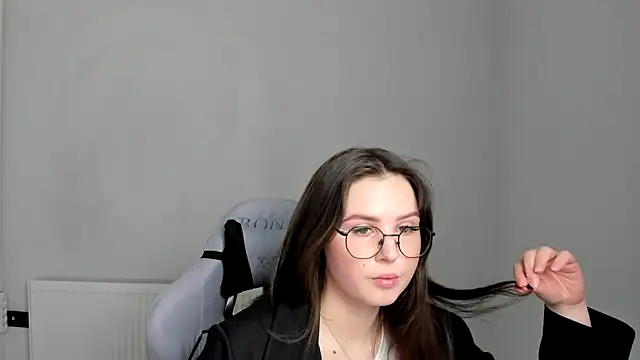 Regina cute  online show from 18, 5, 2026