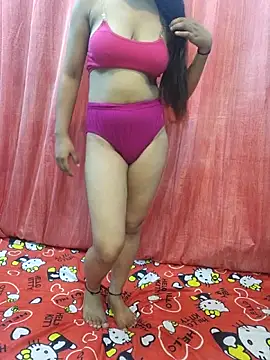 Snapshot of CuteHaseena chatting on 15, 6, 2026 CuteHaseena online show from 15, 6, 2026