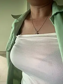  Sara pusy online show from 30, 4, 2026