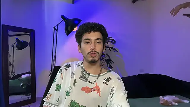Snapshot of Noah_and_Steven chatting on 24, 6, 2026 Noah and Steven online show from 24, 6, 2026