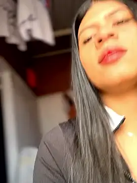 Snapshot of ElahiaMarquez chatting on 11, 5, 2026 ElahiaMarquez online show from 11, 5, 2026
