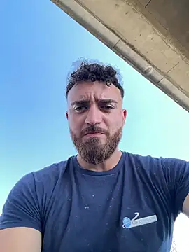 Snapshot of ildoge chatting on 17, 6, 2026 ildoge online show from 17, 6, 2026