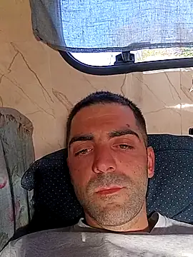 Snapshot of alieno_napoletano chatting on 23, 4, 2026 alieno napoletano online show from 23, 4, 2026