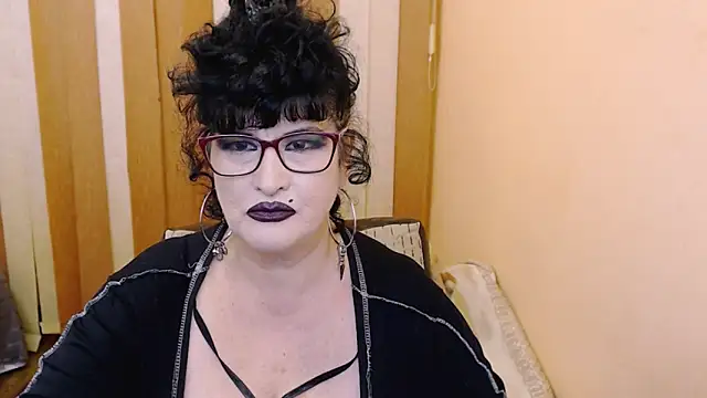 QuuenOfSin online show from 1, 2, 2025