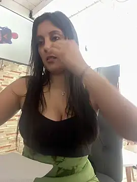 Snapshot of jimena-m chatting on 1, 5, 2026 jimena-m online show from 1, 5, 2026