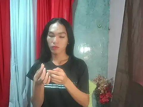 Snapshot of urnaughty_kim chatting on 3, 5, 2026 urnaughty kim online show from 3, 5, 2026