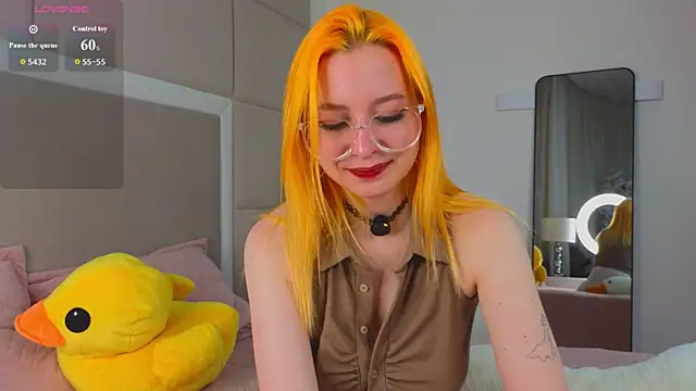 Snapshot of TwinkleFox chatting on 30, 5, 2026 TwinkleFox online show from 30, 5, 2026