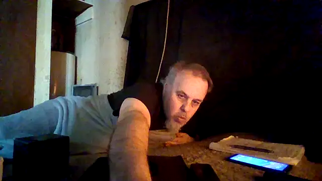 Snapshot of Nightshade1195 chatting on 13, 5, 2026 Nightshade1195 online show from 13, 5, 2026