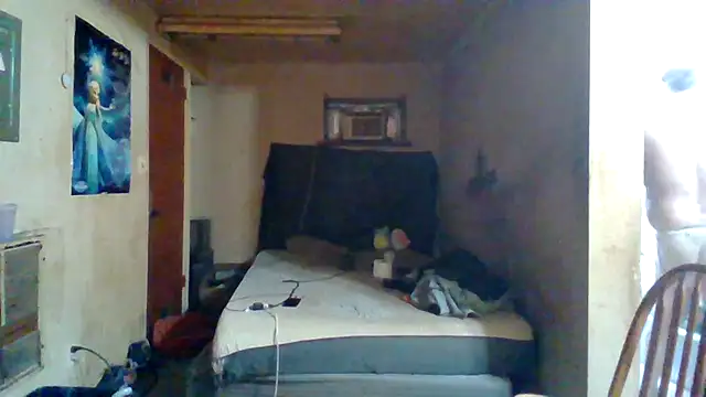 Snapshot of Nightshade1195 chatting on 10, 7, 2026 Nightshade1195 online show from 10, 7, 2026