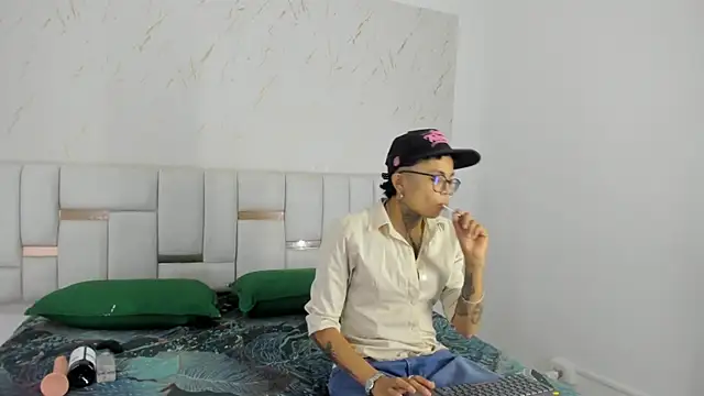 Snapshot of Antony_D_ossa chatting on 5, 8, 2026 Antony D ossa online show from 5, 8, 2026