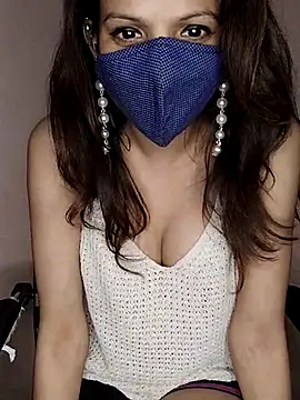 Snapshot of lovelyrosewifey chatting on 4, 5, 2026 lovelyrosewifey online show from 4, 5, 2026