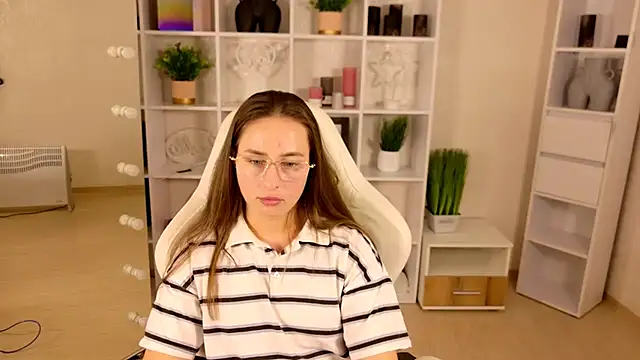 NadinnL online show from 26, 5, 2026