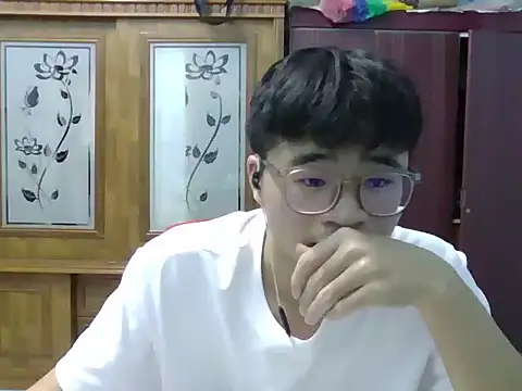 razor09999 online show from 20, 4, 2026