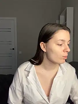 Emmy Boobssss online show from 20, 4, 2026