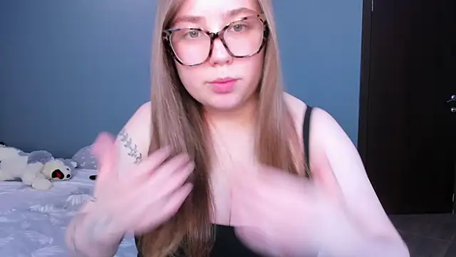 Snapshot of Boobsy_girl chatting on 7, 5, 2026 Boobsy girl online show from 7, 5, 2026
