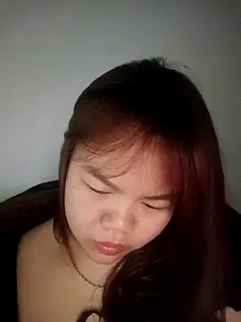 Snapshot of Truxcy1 chatting on 4, 5, 2026 Truxcy1 online show from 4, 5, 2026
