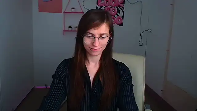 Luna Tantra online show from 26, 6, 2026
