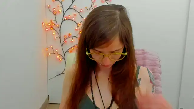 Luna Tantra online show from 27, 6, 2026