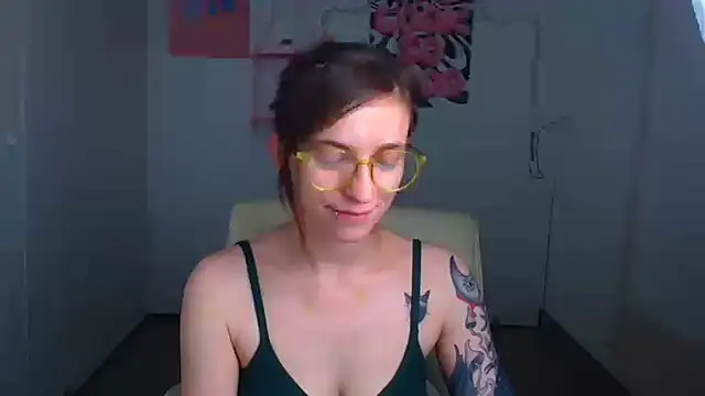 Luna Tantra online show from 28, 6, 2026
