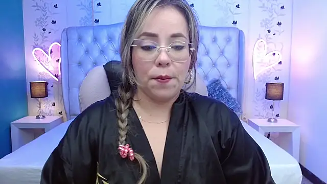 CharlotteSmithy online show from 1, 5, 2026