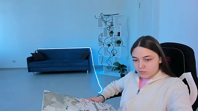 ChanaEbersol online show from 22, 4, 2026