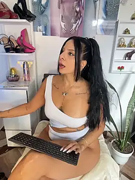 Snapshot of Temis_Selene chatting on 20, 5, 2026 Temis Selene online show from 20, 5, 2026