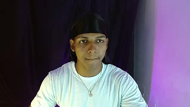 zoriel bigcock online show from 8, 5, 2026