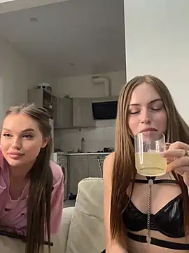 Snapshot of LOLAskk chatting on 23, 6, 2026 LOLAskk online show from 23, 6, 2026