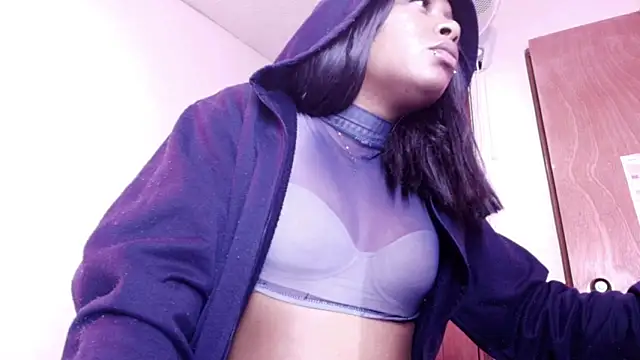 Snapshot of Victoriia_Jackson chatting on 7, 5, 2026 Victoriia Jackson online show from 7, 5, 2026