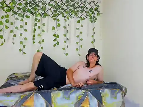 mistery boox 23cm online show from 21, 4, 2026