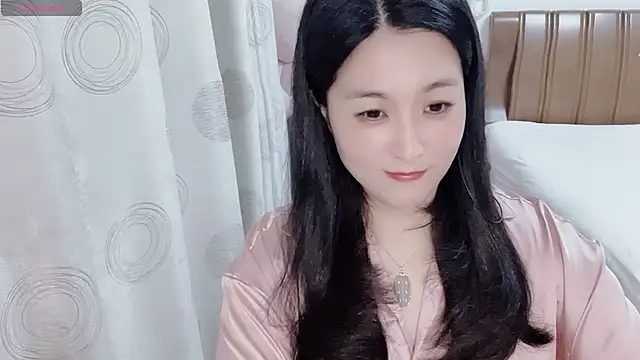 Snapshot of D-Misslu chatting on 11, 6, 2026 D-Misslu online show from 11, 6, 2026