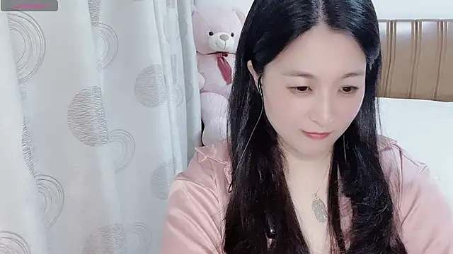 Snapshot of D-Misslu chatting on 20, 6, 2026 D-Misslu online show from 20, 6, 2026